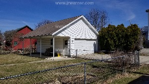 Huge garage hold
        two cars plus workshop